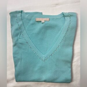 Piccolo Bella, V neck knit top
With embellishments along the neckline size L‎